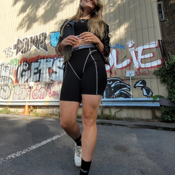 Adam selman sport bike shorts contrast stitch - medium - Picture 2 of 8